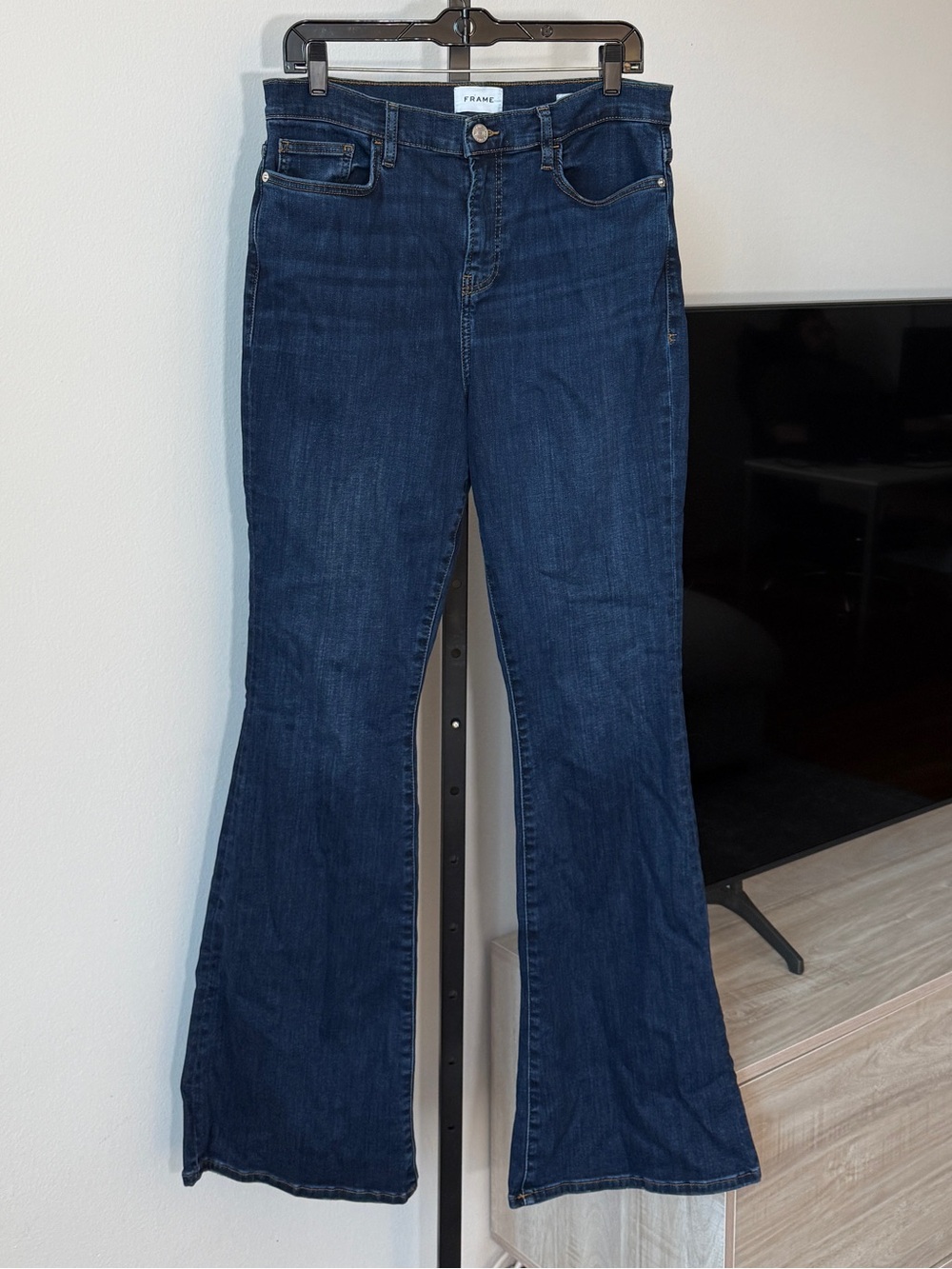 FRAME Le High Flare high-rise jeans SIZE 32 - Picture 2 of 4